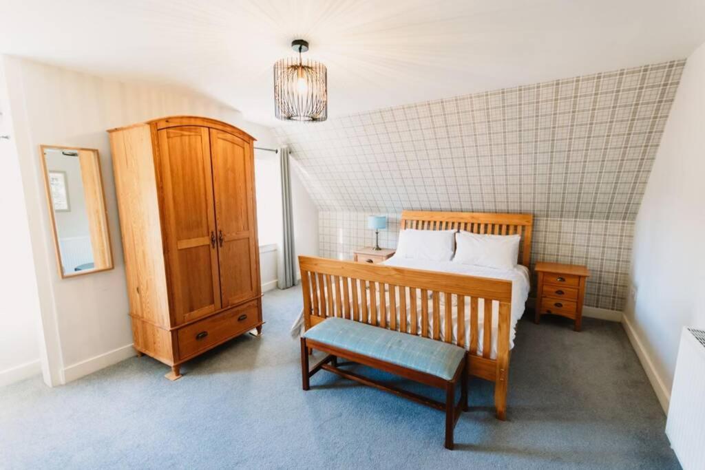 Factors House - A Comfy Cottage In Countryside Park With Wifi And Access To Bar And Pool Perth Exteriör bild