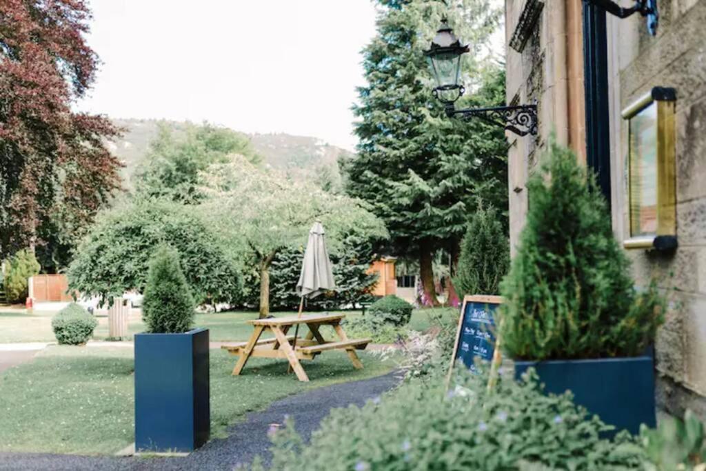 Factors House - A Comfy Cottage In Countryside Park With Wifi And Access To Bar And Pool Perth Exteriör bild