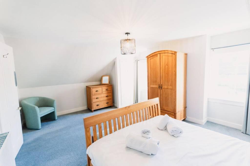 Factors House - A Comfy Cottage In Countryside Park With Wifi And Access To Bar And Pool Perth Exteriör bild